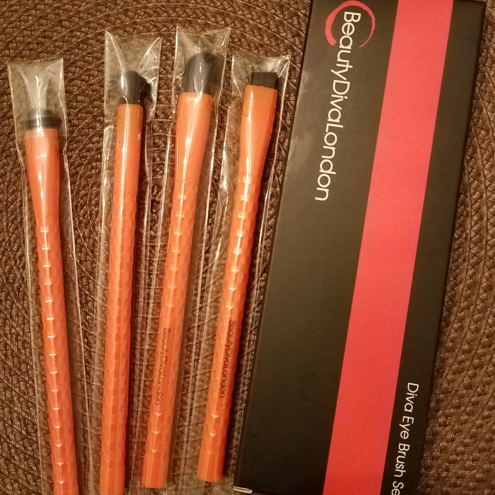 Beauty Diva London - Diva Eye Brush  Set